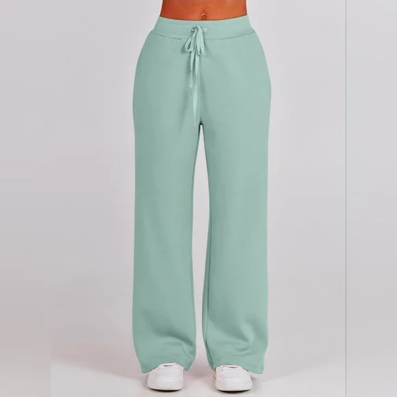 Mint Green Wide-Leg Lounge Set – Size Large - Picture 6 of 8